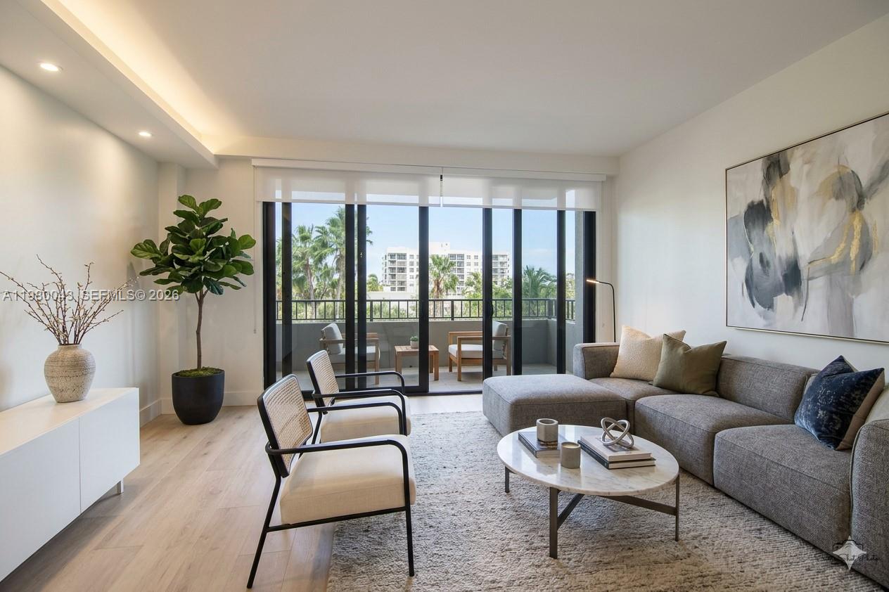 THE EMERALDBAY @ KEY COLO - Residential