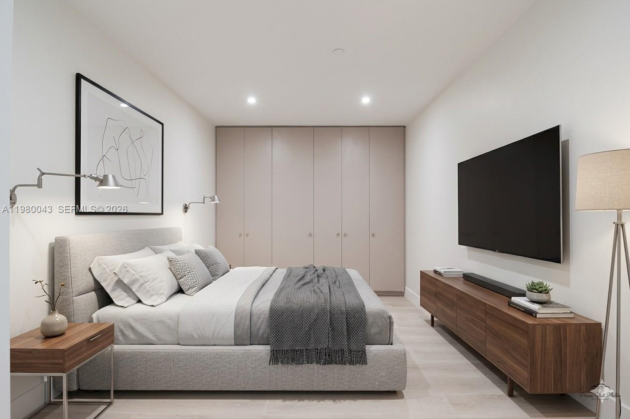 THE EMERALDBAY @ KEY COLO - Residential