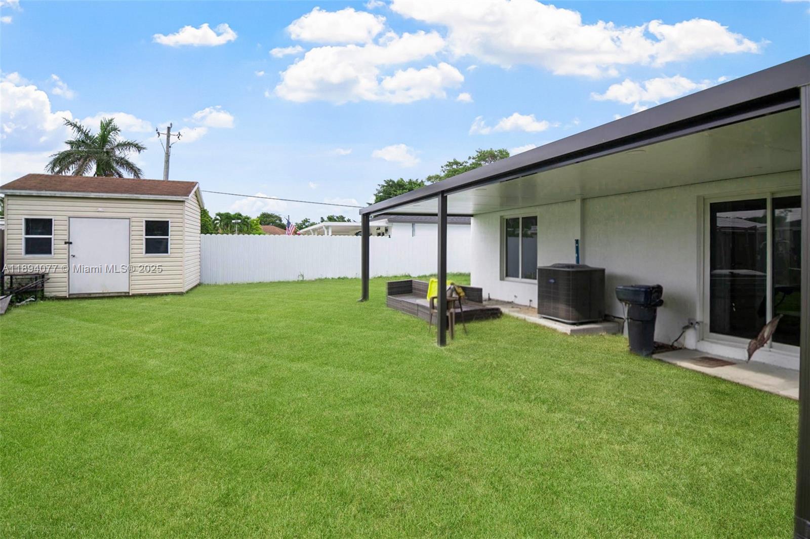 SILVER PALM PARK - Residential