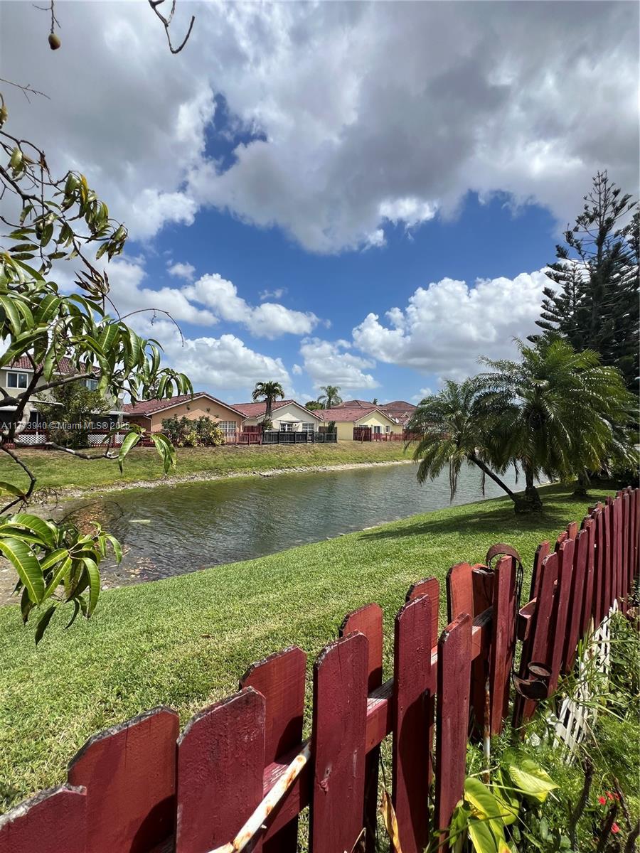 FOREST LAKES GARDENS SEC - Residential