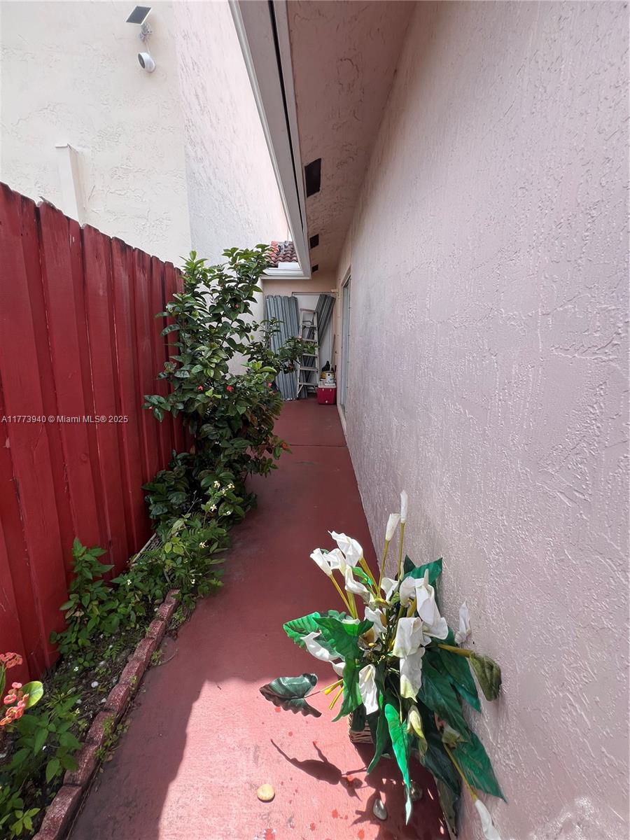 FOREST LAKES GARDENS SEC - Residential