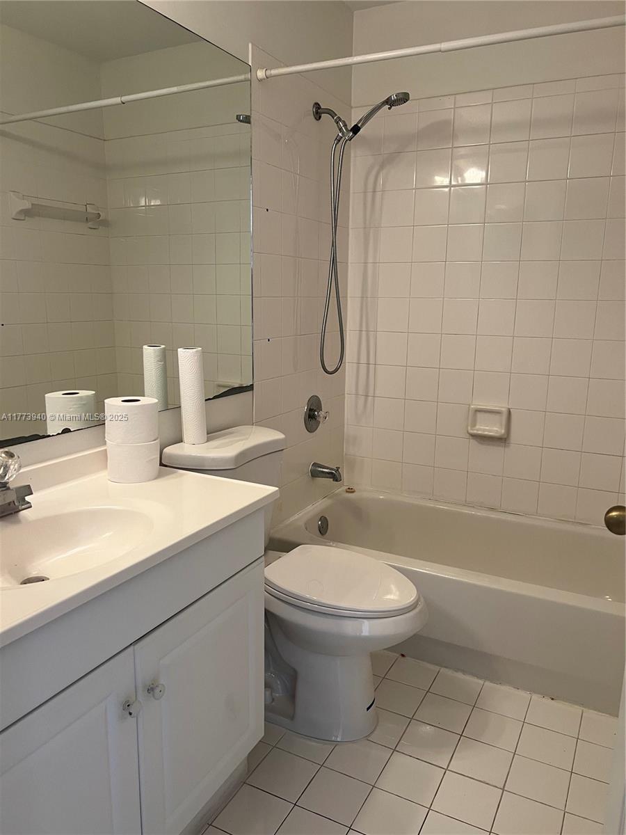FOREST LAKES GARDENS SEC - Residential