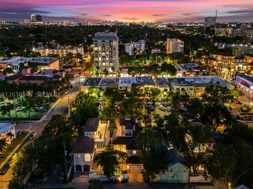 Photo of 821 SE 2nd Ct, Fort Lauderdale, FL 33301 (MLS # A12030649)