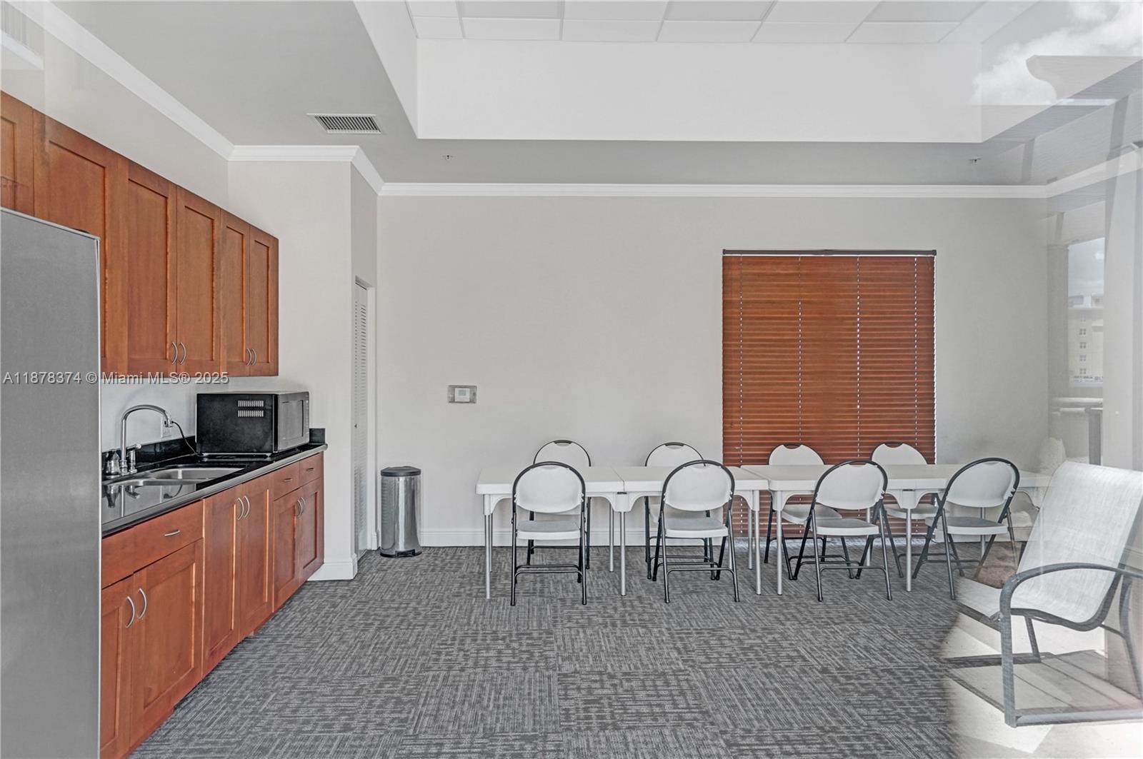 GABLES VIEW CONDO - Residential Lease