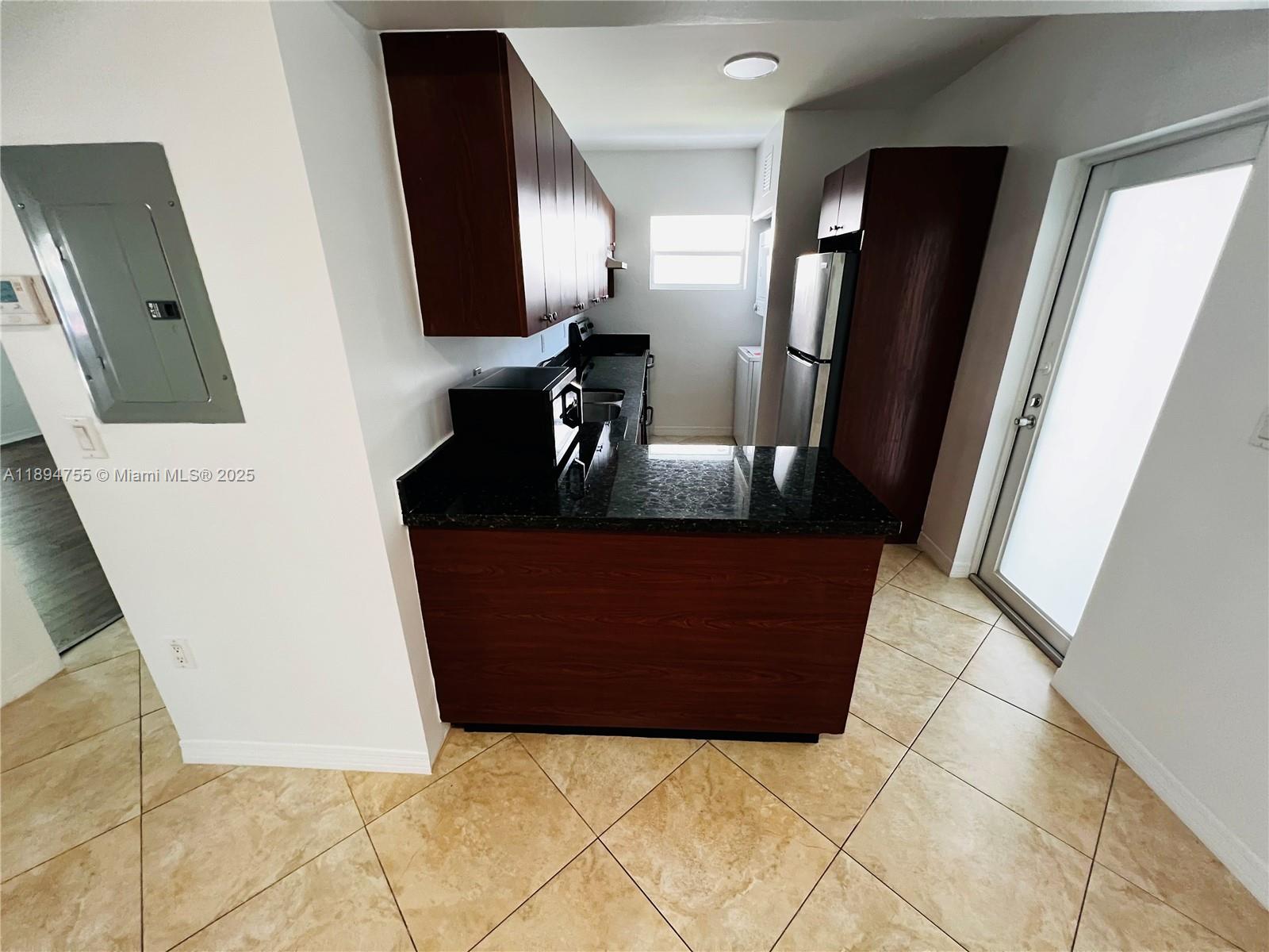 OCEANSIDE SEC ISLE OF NOR - Residential Lease