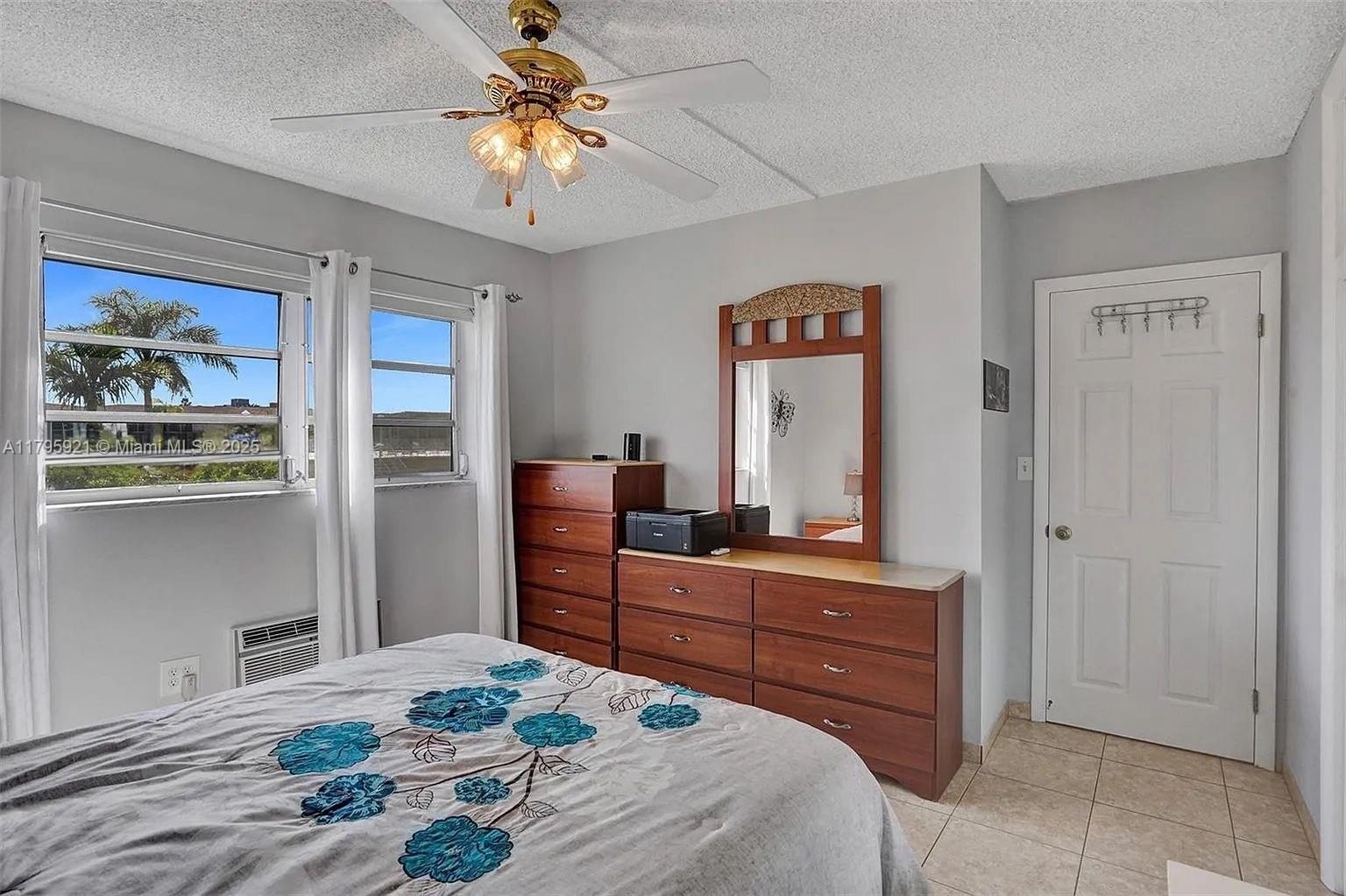 MAR-LEN GARDENS NO 6 CORP - Residential