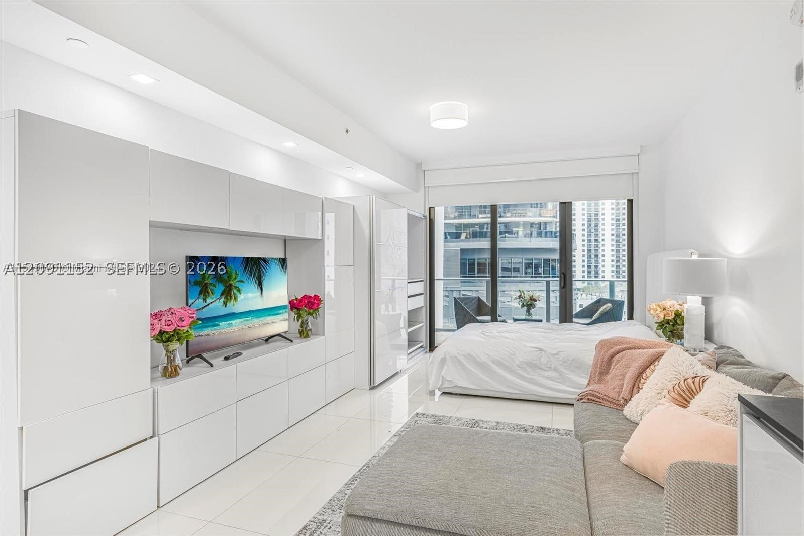 1010 Brickell Ave 1710