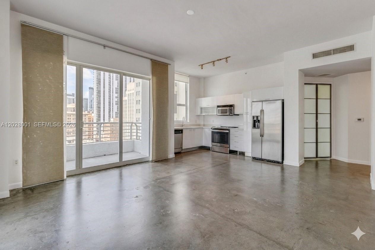 133 NE 2nd Ave 1402