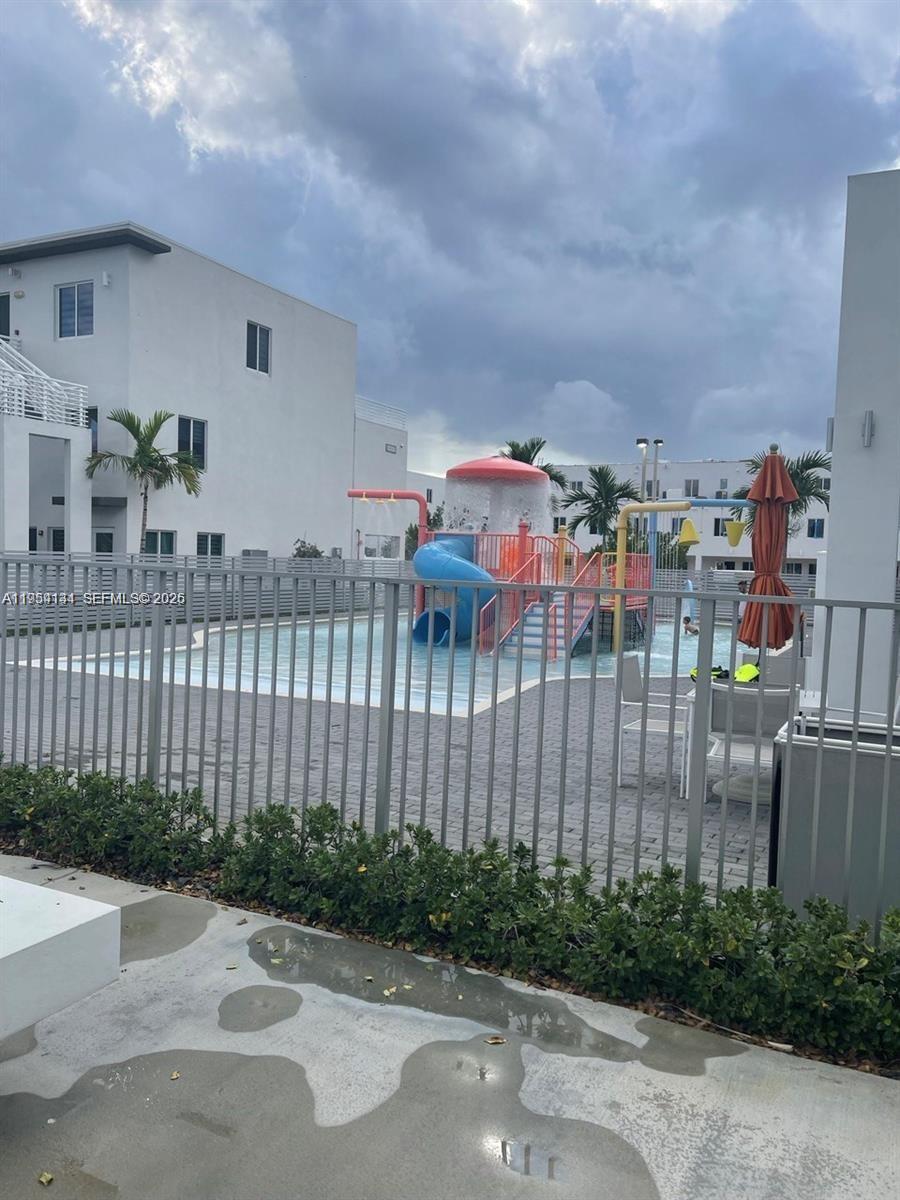 LANDMARK AT DORAL CONDO N - Residential