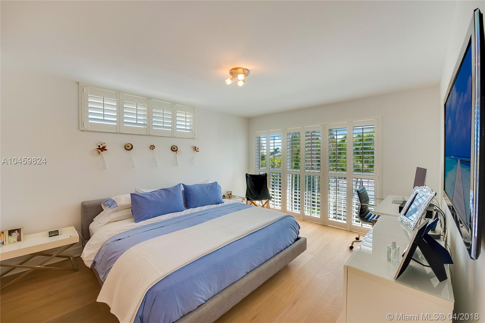 TROPICAL ISLE HOMES SUB 4 - Residential