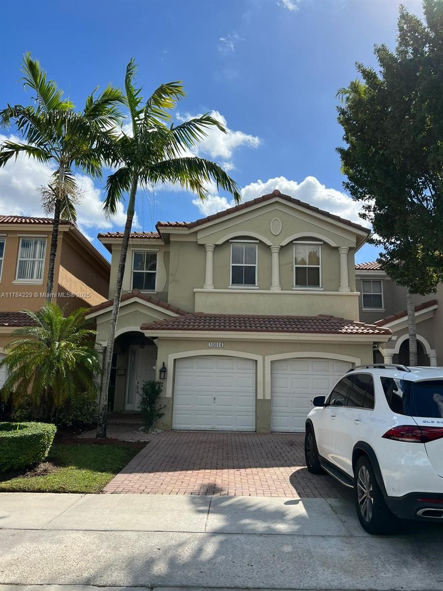 Rental Property at 10814 Nw 84th Ln, Doral, Miami-Dade County, Florida - Bedrooms: 3 
Bathrooms: 3  - $4,100 MO.