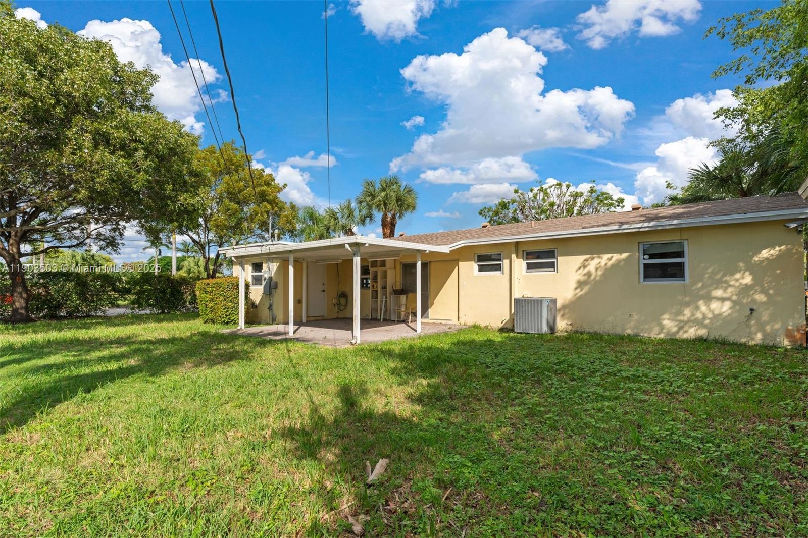 CORAL WAY VILLAGE SEC A P - Residential