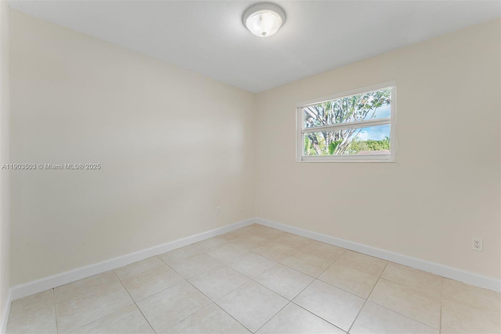 CORAL WAY VILLAGE SEC A P - Residential