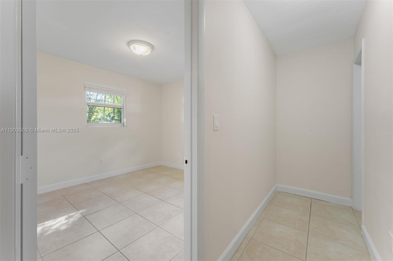 CORAL WAY VILLAGE SEC A P - Residential