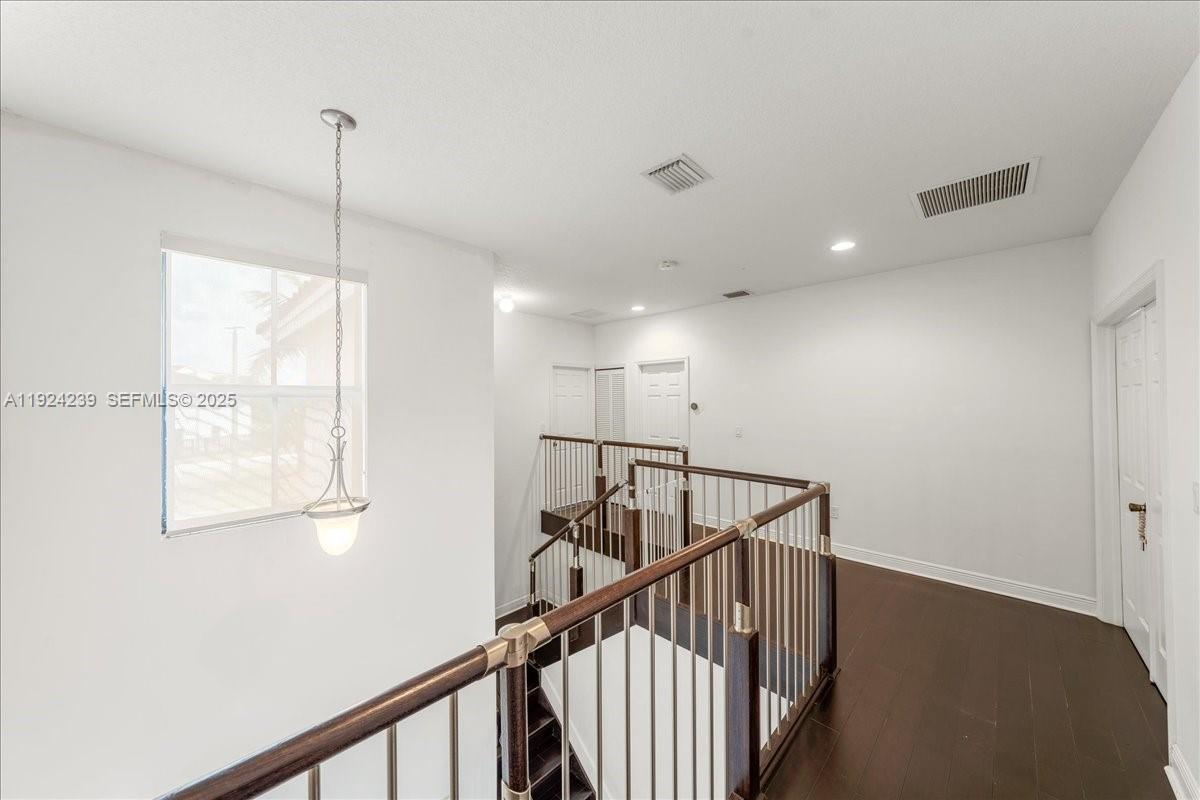 FONTAINEBLEAU WEST NORTH - Residential