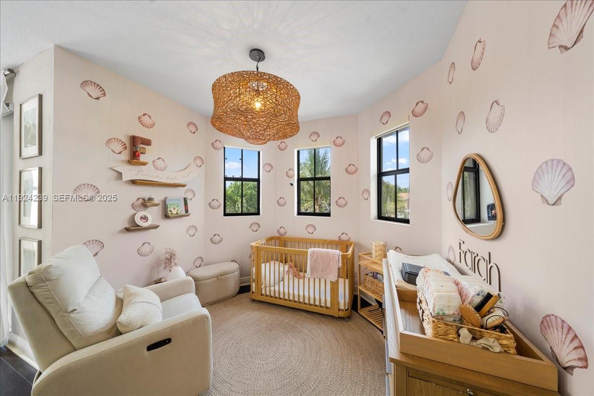 FONTAINEBLEAU WEST NORTH - Residential