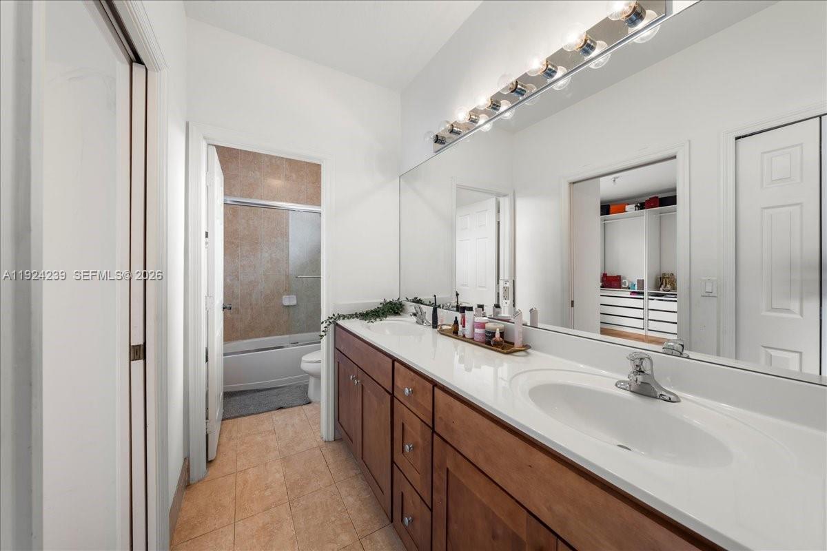 FONTAINEBLEAU WEST NORTH - Residential