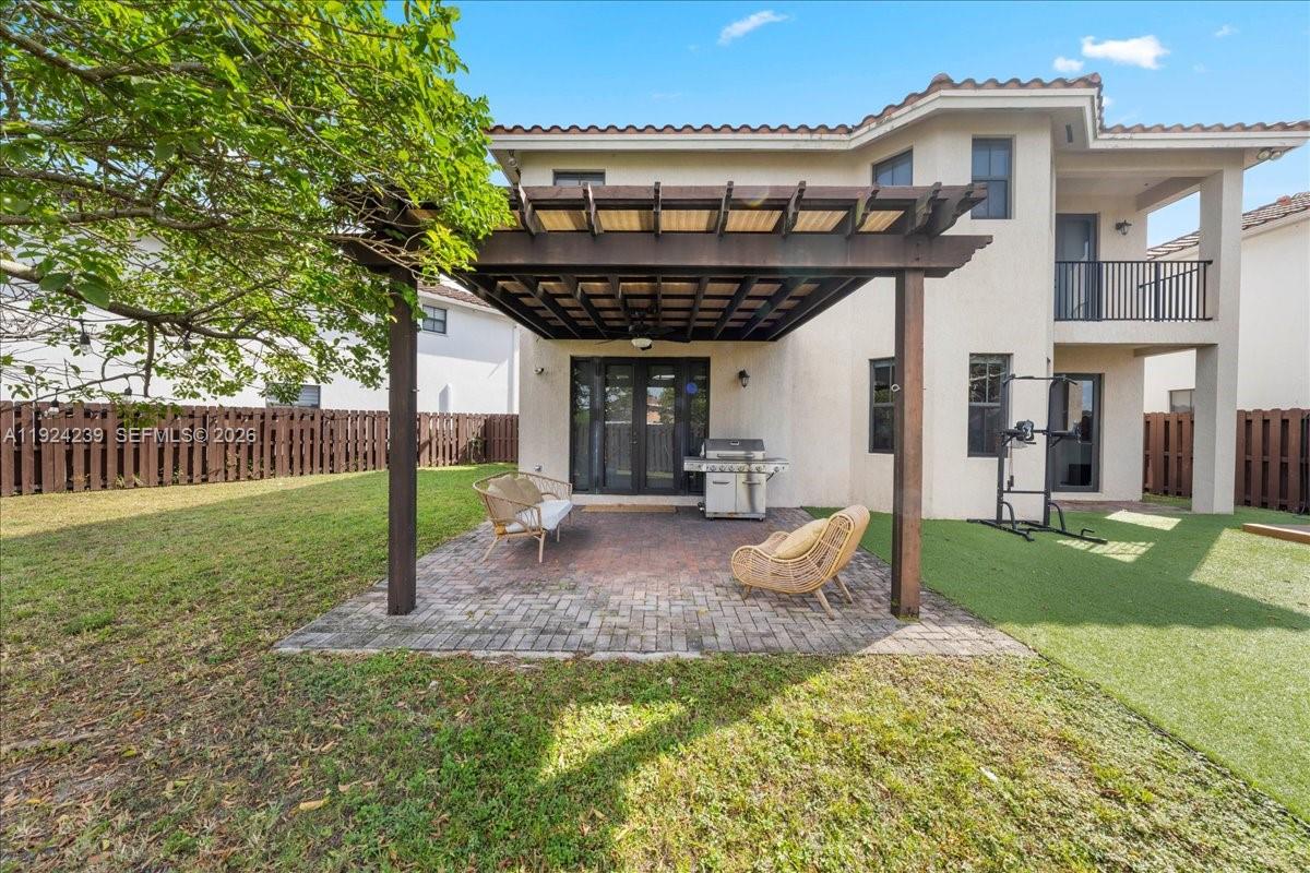 FONTAINEBLEAU WEST NORTH - Residential