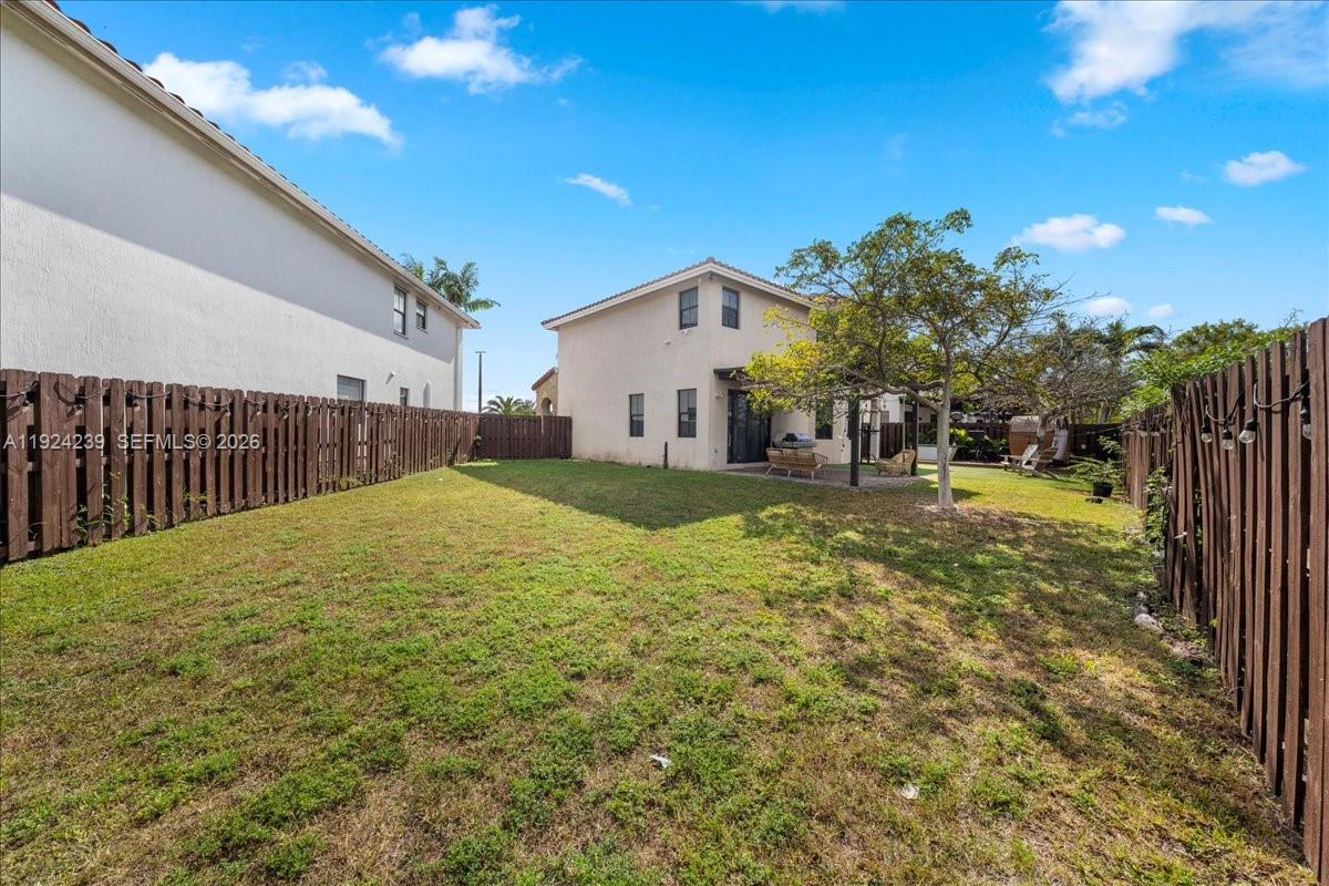 FONTAINEBLEAU WEST NORTH - Residential