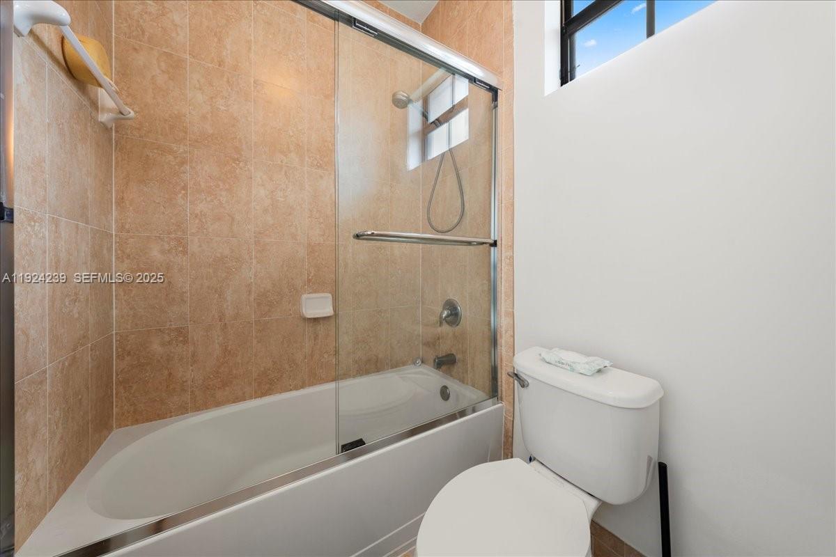 FONTAINEBLEAU WEST NORTH - Residential