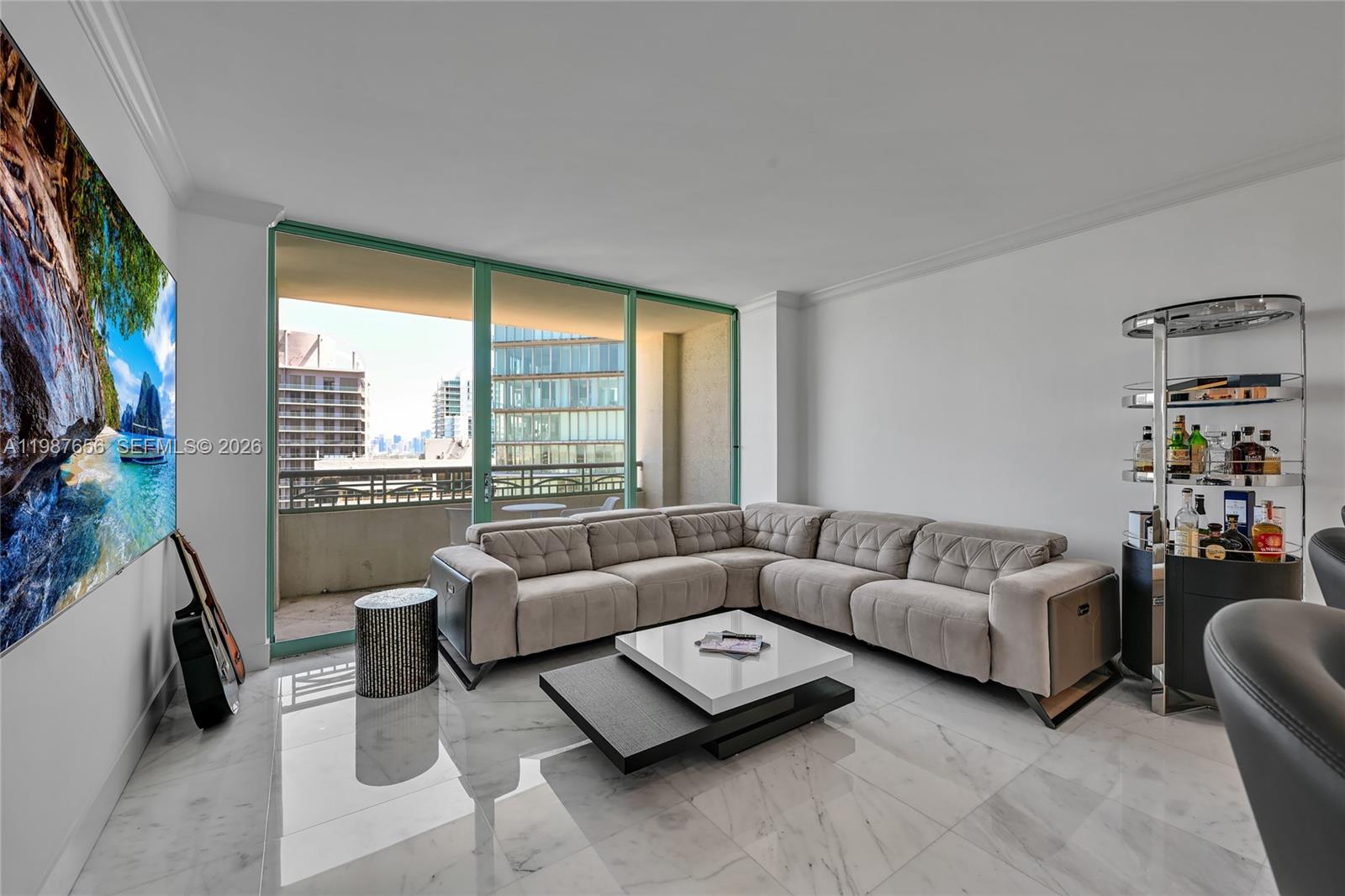 THE EXECUTIVE RESIDENCES - Residential Lease