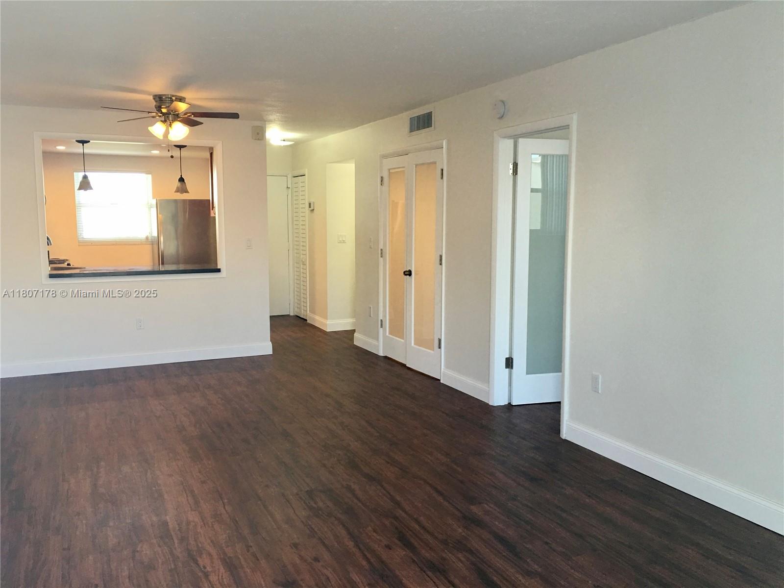 Rental Property at 716 Michigan Ave 402, Miami Beach, Miami-Dade County, Florida - Bedrooms: 1 
Bathrooms: 1  - $2,200 MO.