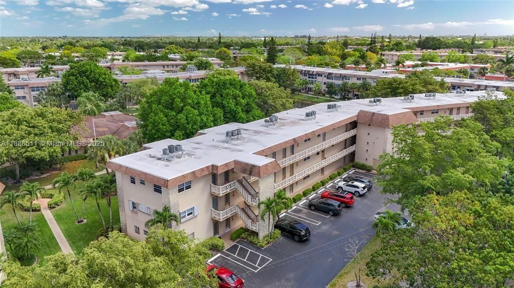 Photo of 5001 NW 34th St #201, Lauderdale Lakes, FL 33319 (MLS # A11888511)