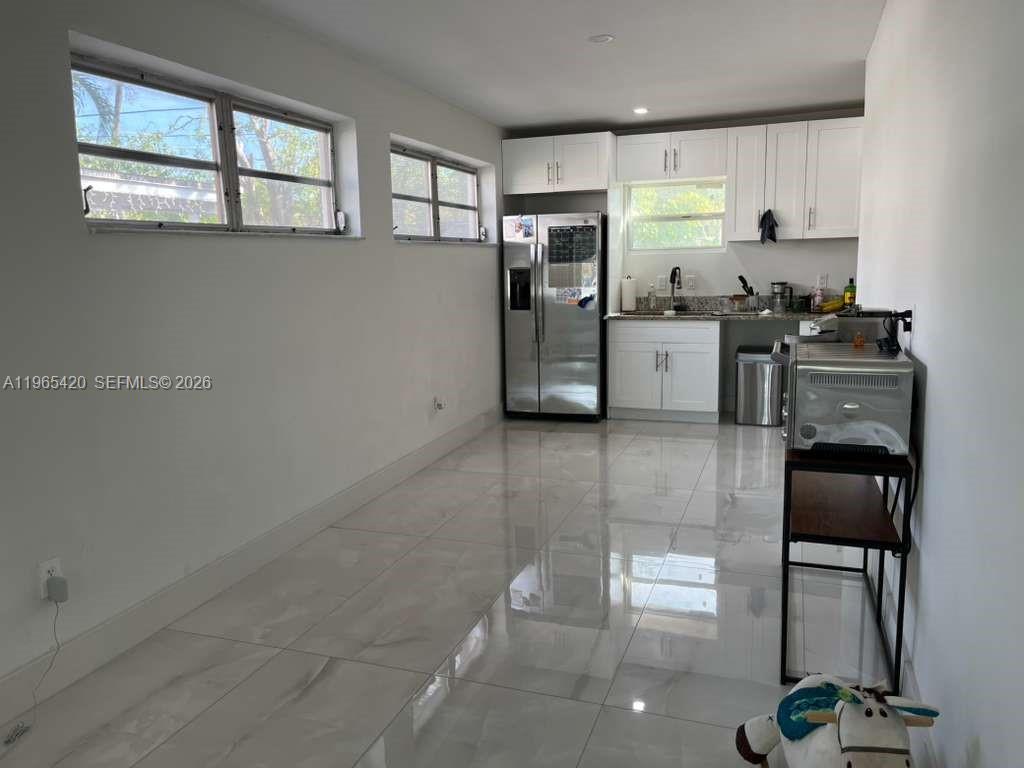 SUN RAY HOMES GREYNOLDS P - Residential