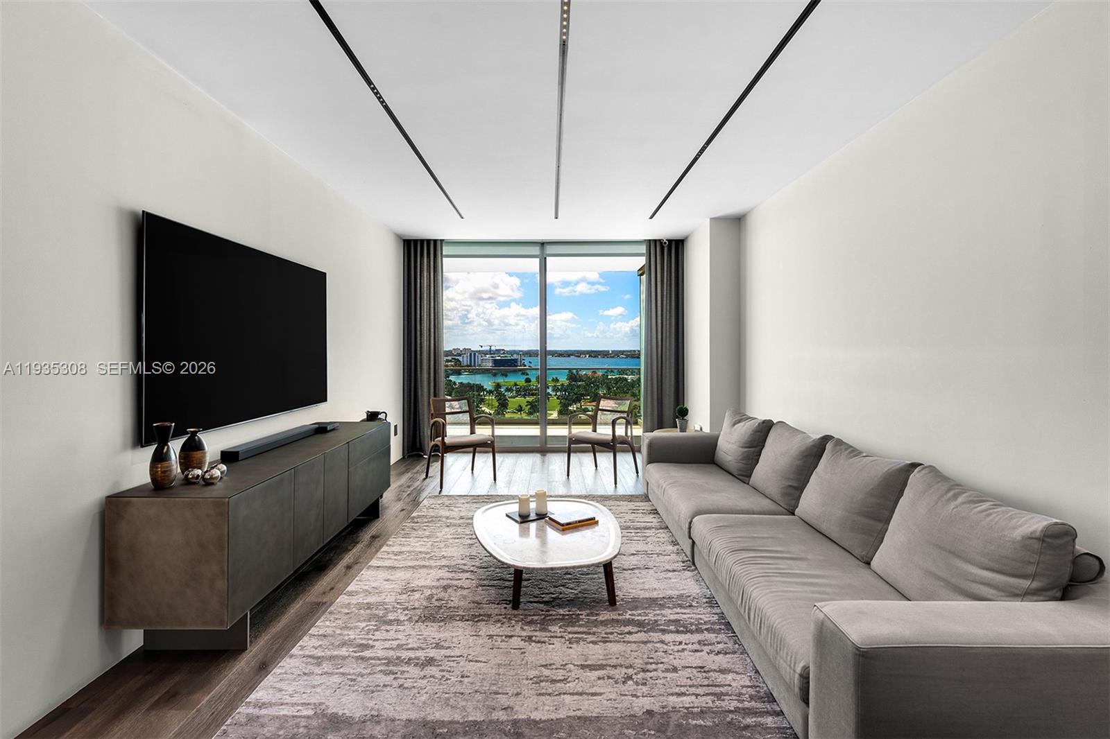 OCEANA BAL HARBOUR CONDO - Residential