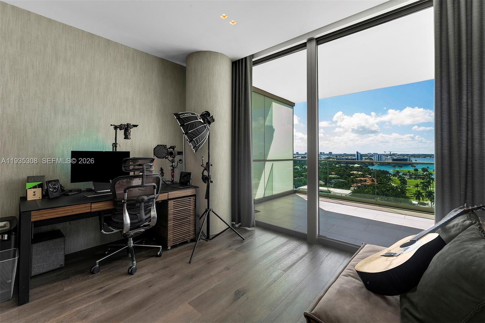 OCEANA BAL HARBOUR CONDO - Residential