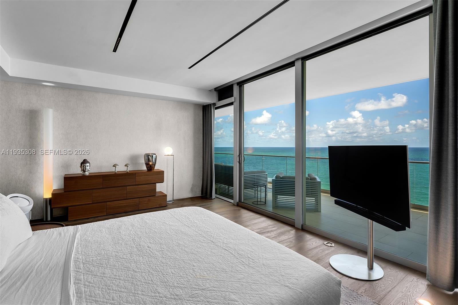 OCEANA BAL HARBOUR CONDO - Residential