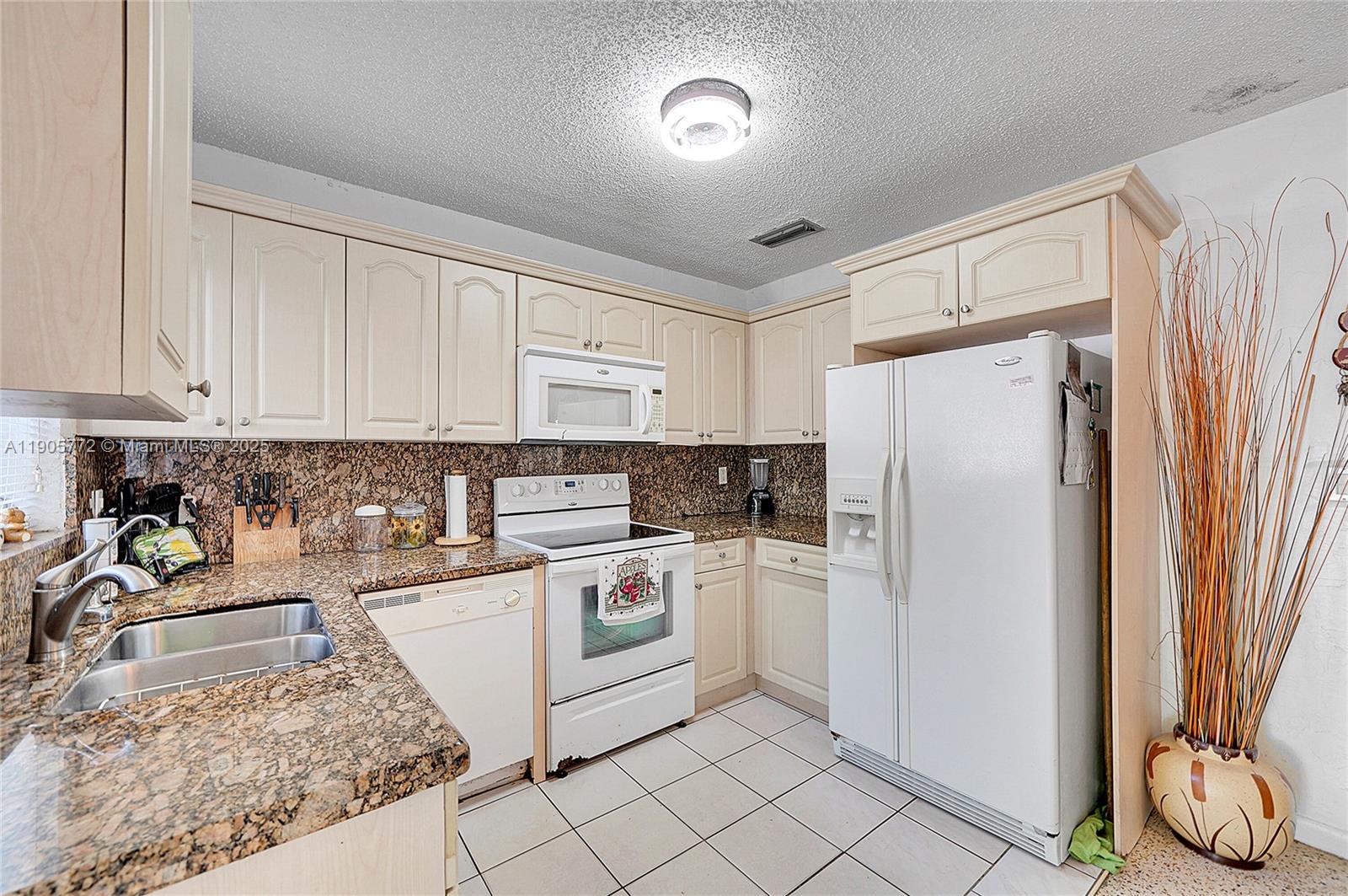 SARATOGA HEIGHTS RE-SUB - Residential