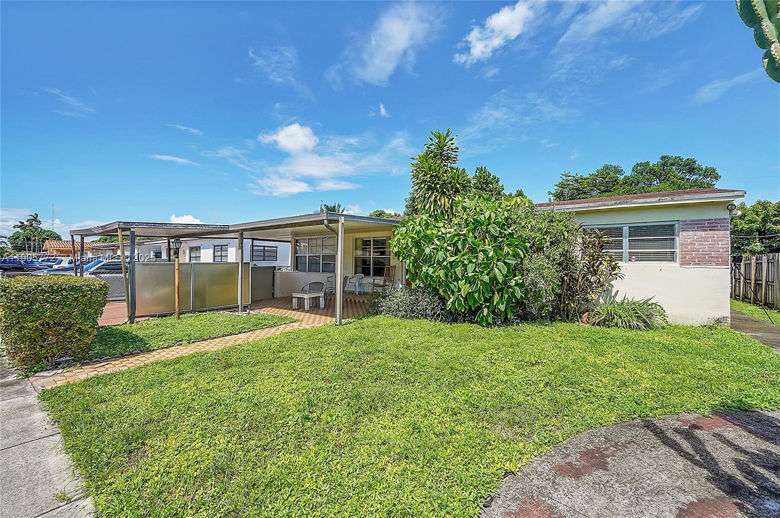 View photos, virtual tours, details... 671 E 53rd St