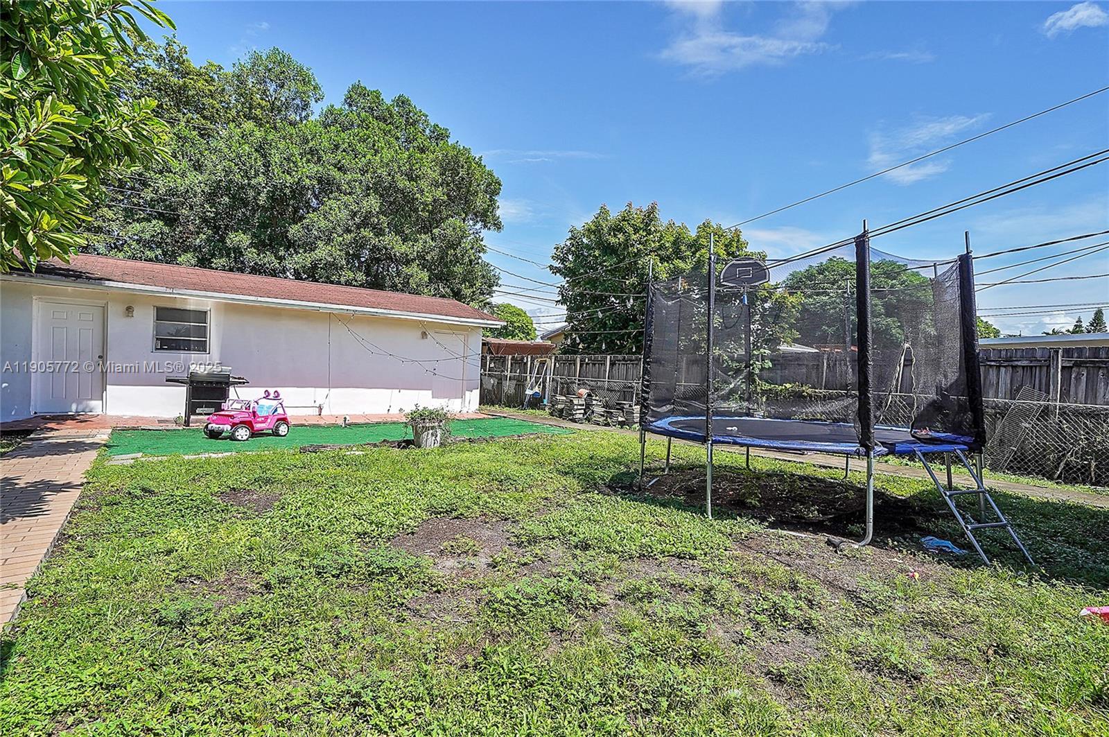 SARATOGA HEIGHTS RE-SUB - Residential