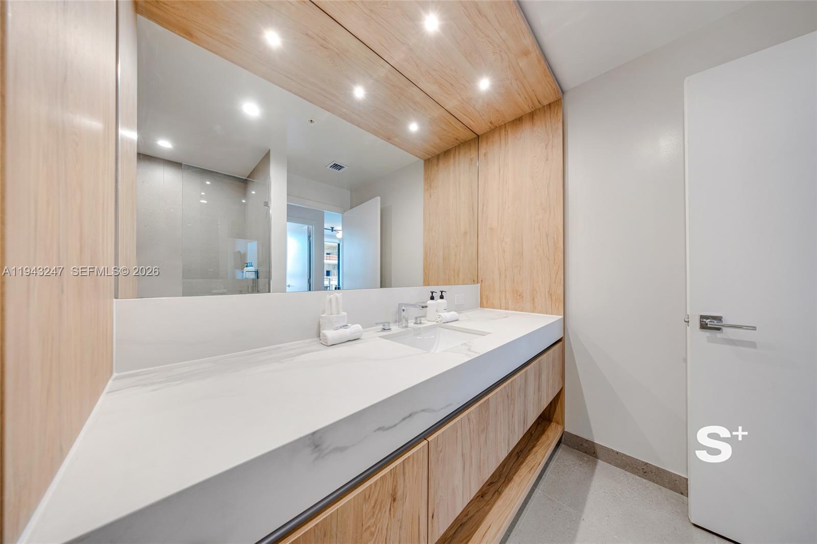 The Crosby - Residential