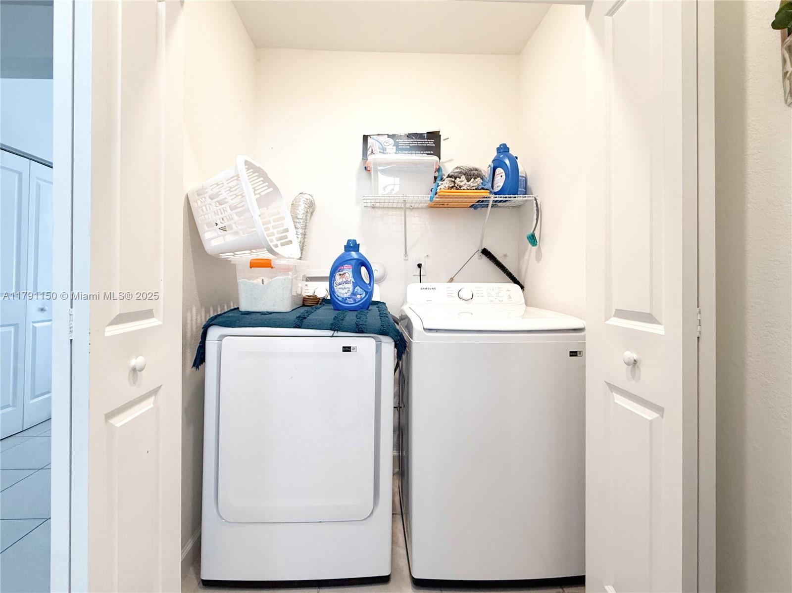 SILVER PALM RESIDENTIAL H - Residential