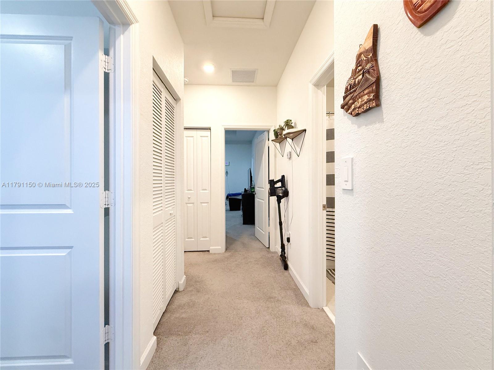 SILVER PALM RESIDENTIAL H - Residential