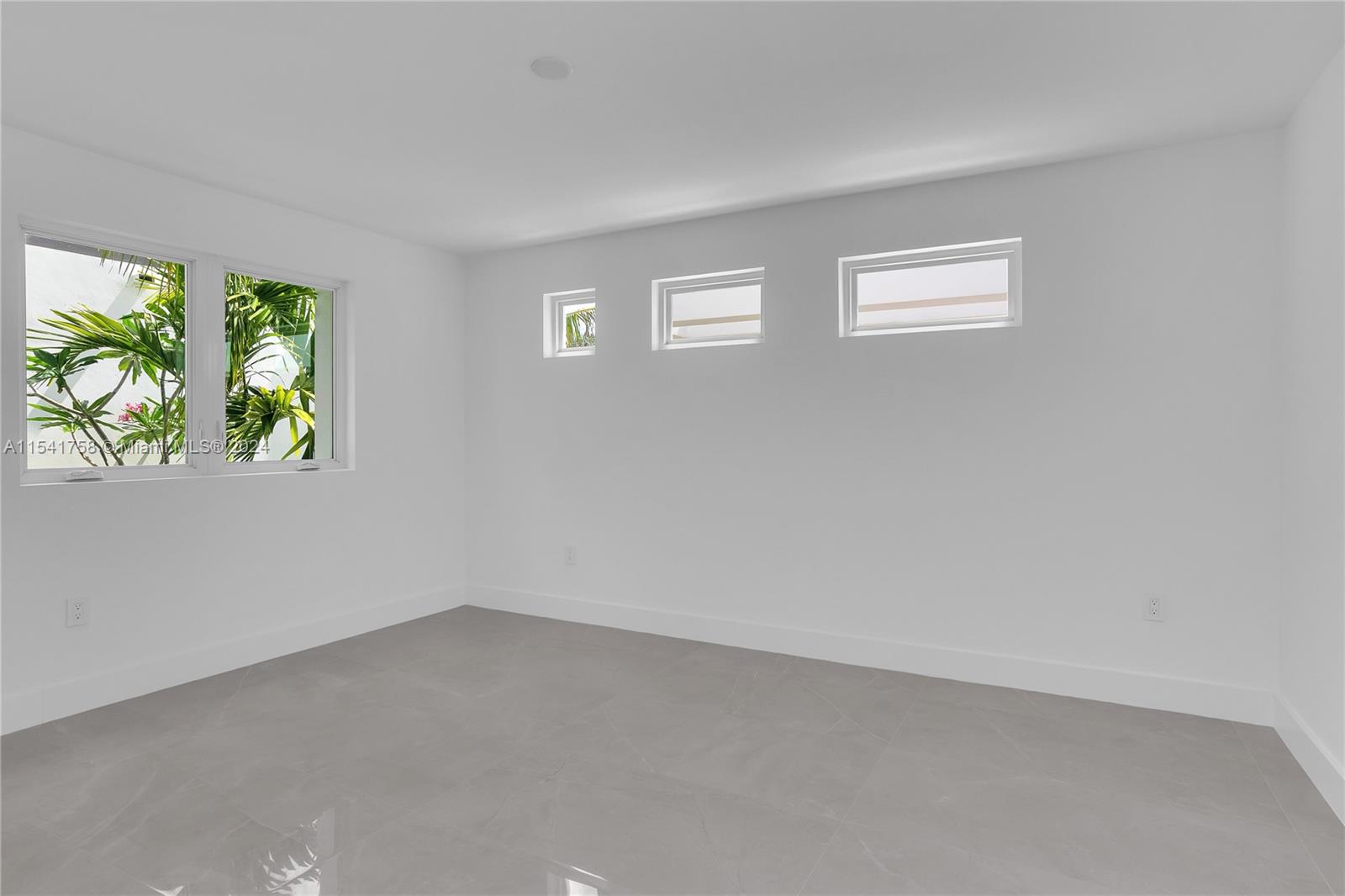 OCEANSIDE SEC ISLE OF NOR - Residential Lease