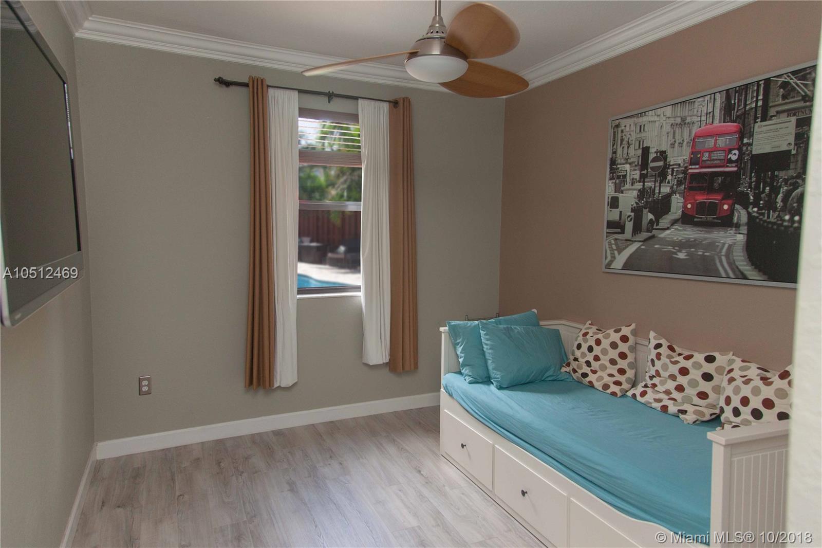 CENTURY GARDENS AT TAMIAM - Residential