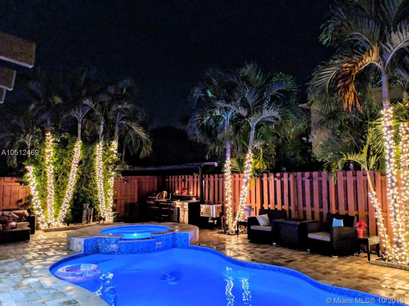 CENTURY GARDENS AT TAMIAM - Residential