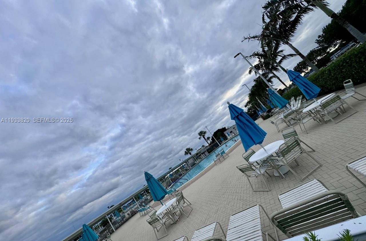 KINGS POINT BRITTANY COND - Residential