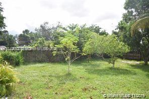 24 Miami Gardens Rd