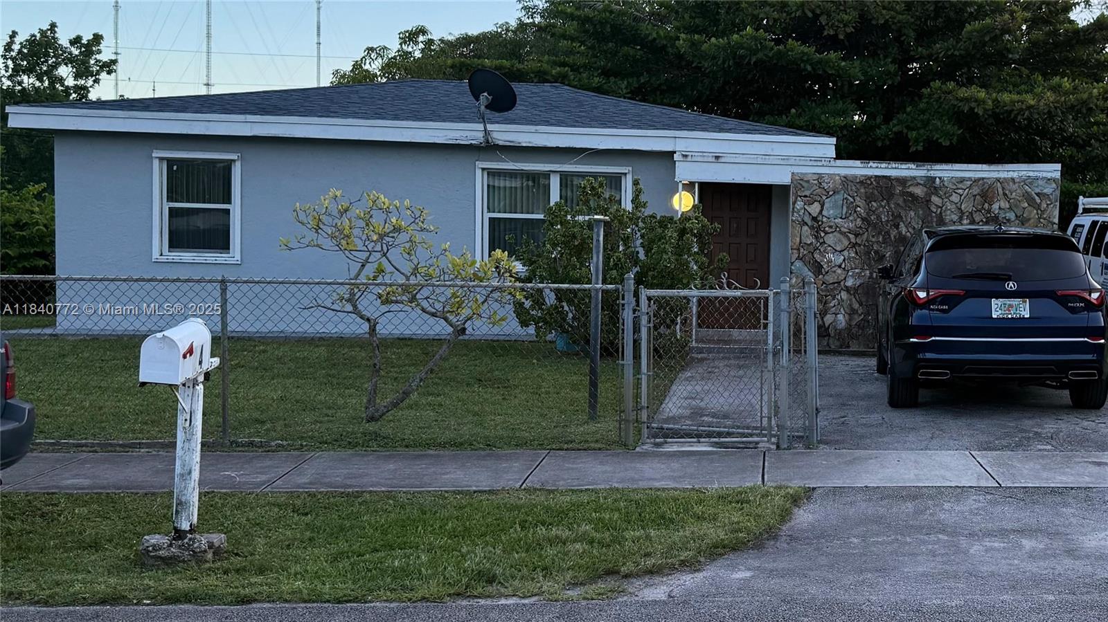 24 Miami Gardens Rd