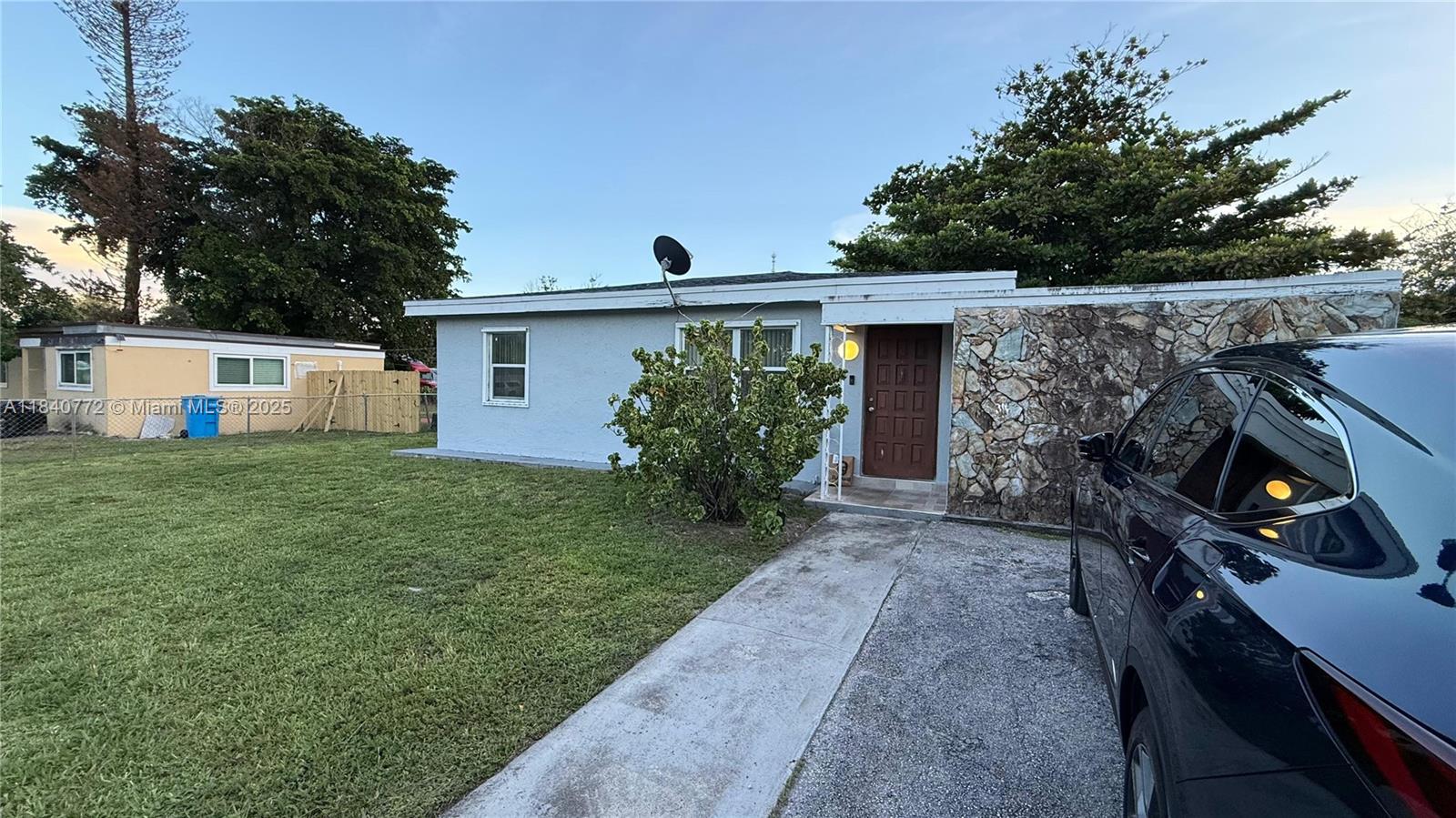 24 Miami Gardens Rd