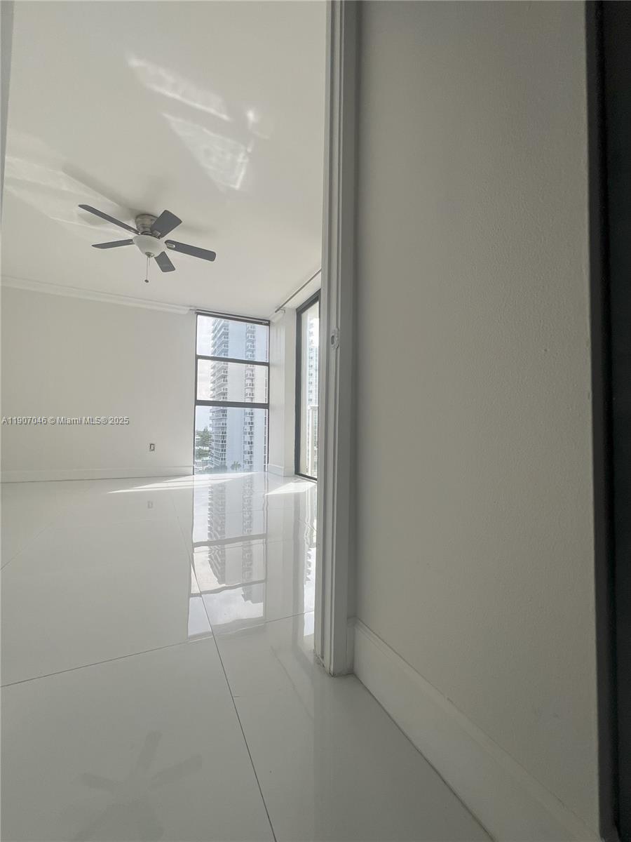 FLAMENCO CONDO TOWER I - Residential Lease