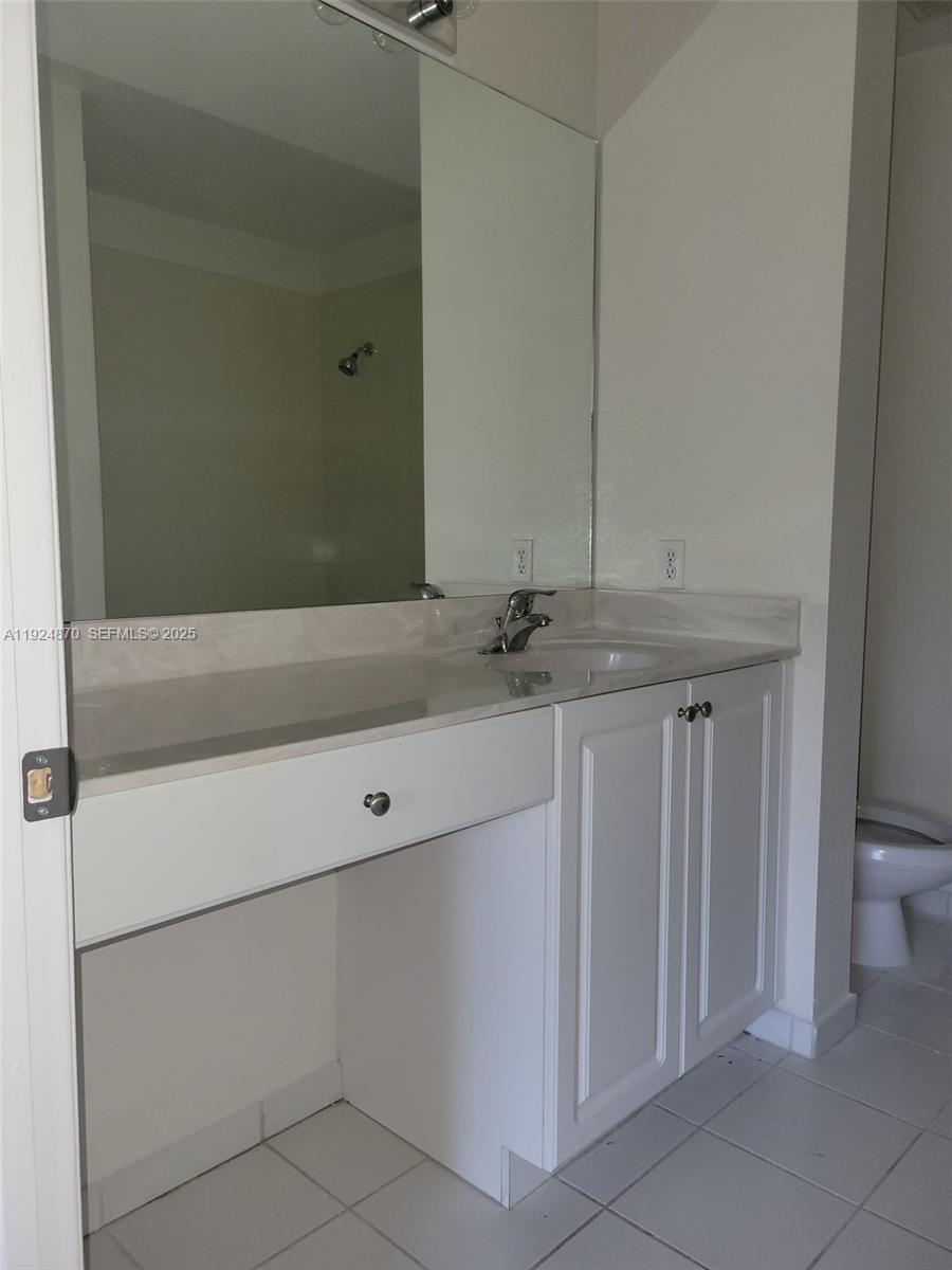 SOLABELLA CONDO - Residential Lease