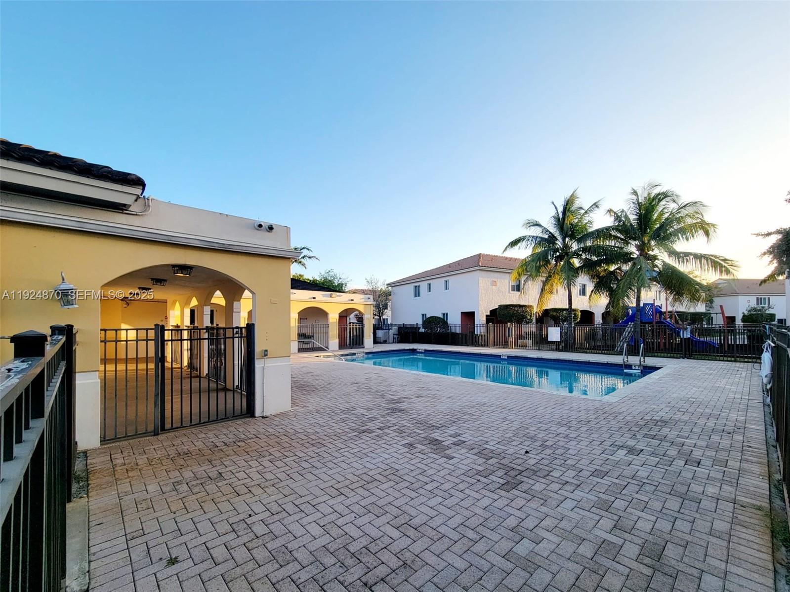 SOLABELLA CONDO - Residential Lease