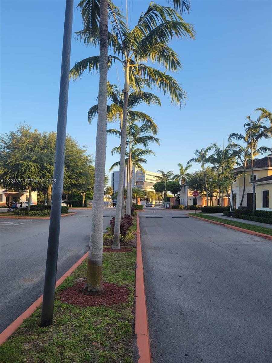 SOLABELLA CONDO - Residential Lease