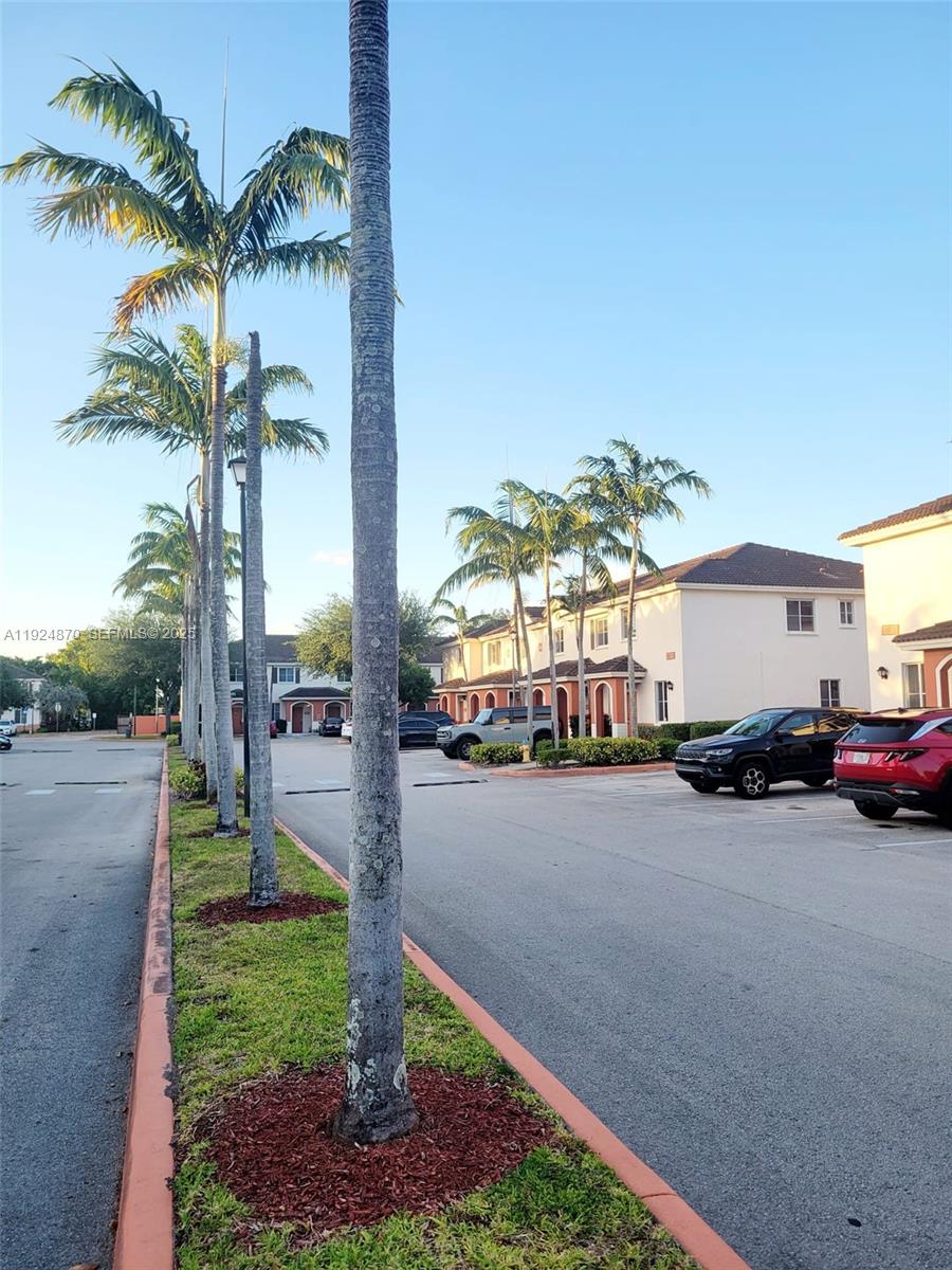 SOLABELLA CONDO - Residential Lease