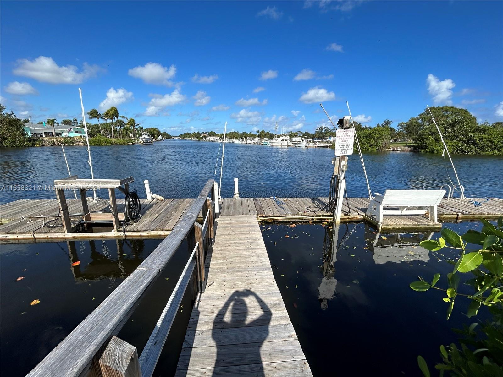 LORI-LYNN CONDO - Residential Lease